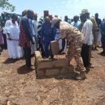 Pose de la première pierre du musée